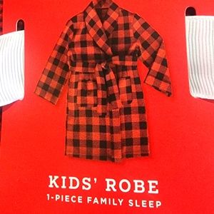 NWT red Buffalo plaid fleece robe